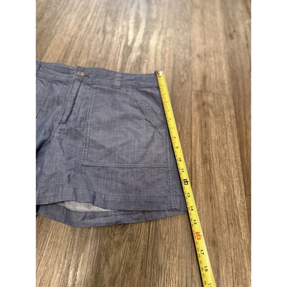 Banana Republic Women's Lightweight Denim Shorts‎ in Blue - Size 10 100% Cotton - Picture 2 of 10